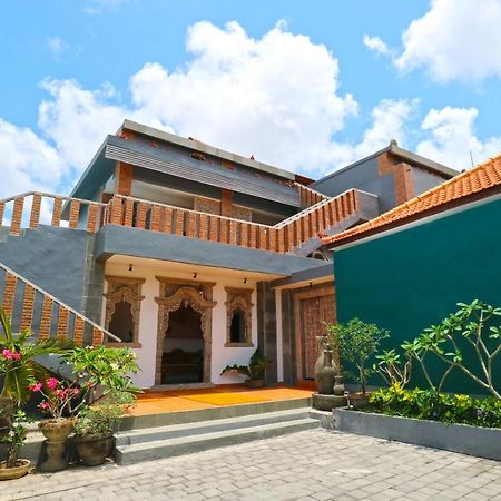 Clover Bali House Унґасан Екстер'єр фото